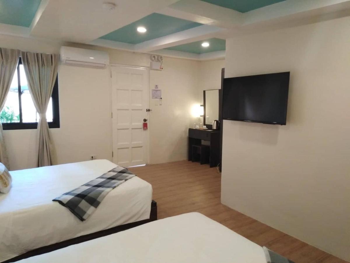 R Bed And Breakfast Baguio City Exteriör bild