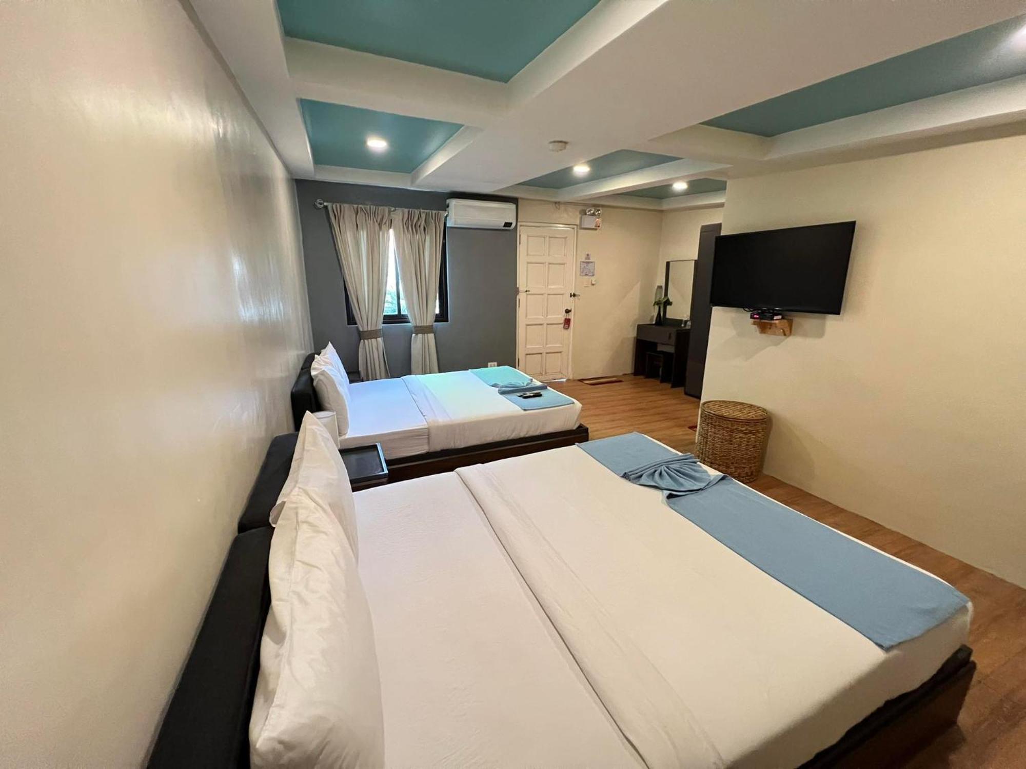 R Bed And Breakfast Baguio City Exteriör bild